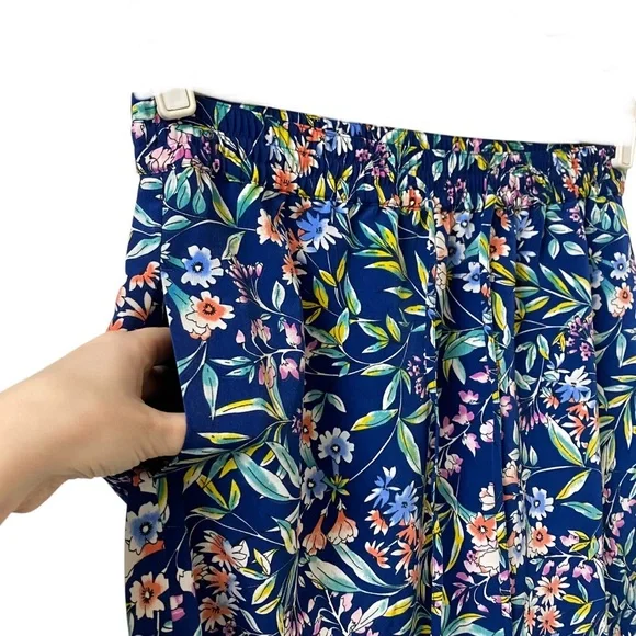 Talbots summer navy blue colorful floral preppy stretchy waist band skirt size 8 - Picture 3 of 8